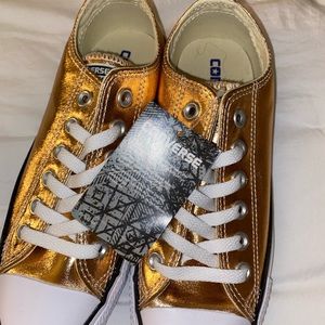 Brand New Rose Gold Converse